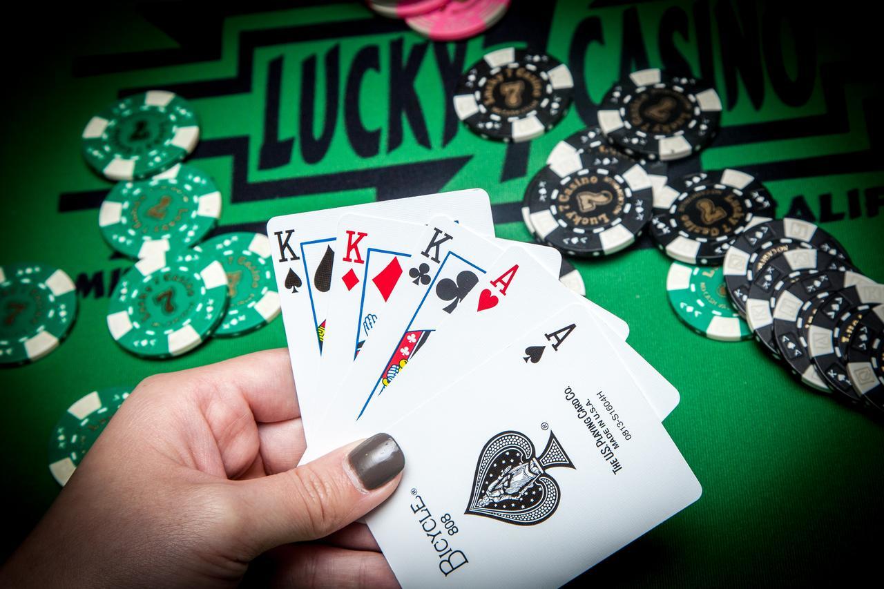 Lucky 7 Casino & Hotel Smith River Dış mekan fotoğraf